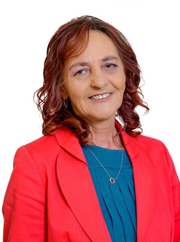Bács Emese